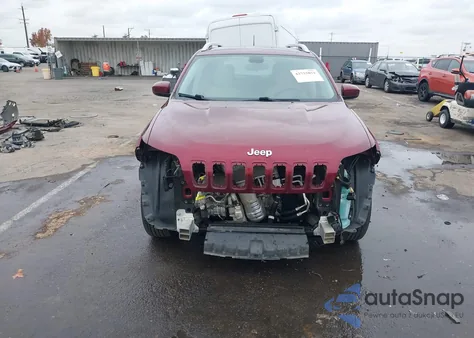 2019 Jeep Cherokee Latitude 4X4 from USA, damaged, VIN 1C4PJMCB0KD351955